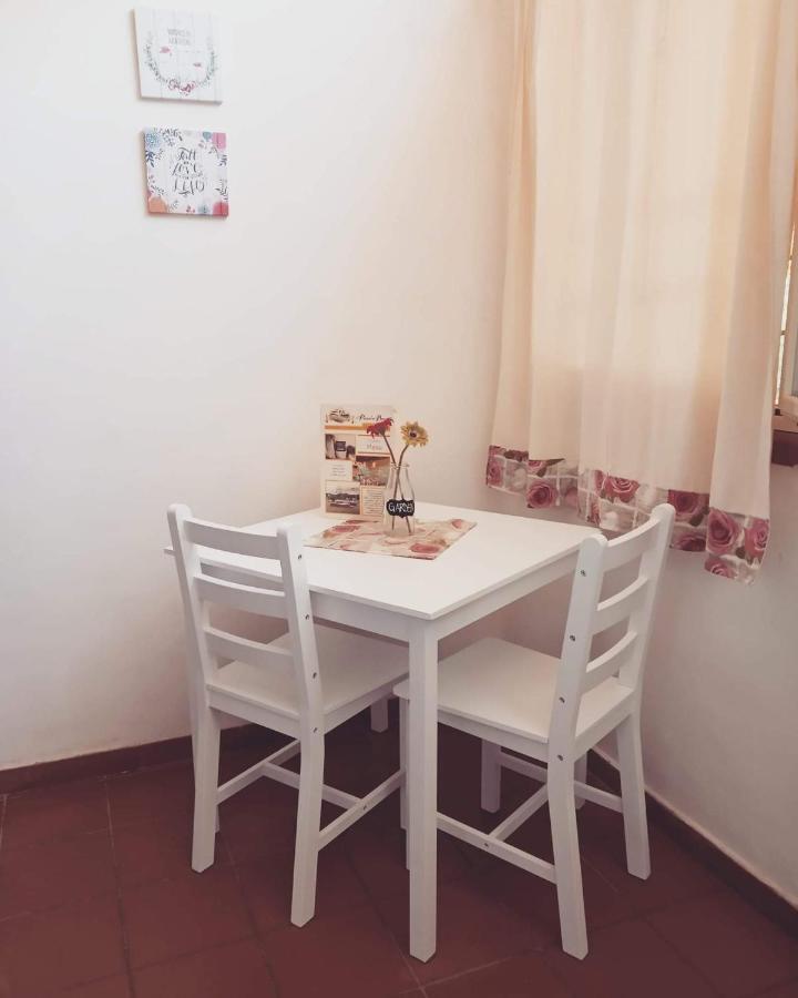 Borgo S.Maria Di Vulci Guest House มอนตัลโต ดิ กัสโตร ภายนอก รูปภาพ